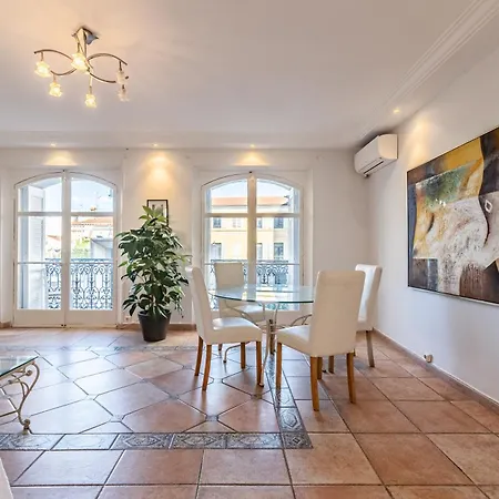 Nadia By Terry's Homes Appartement Cannes